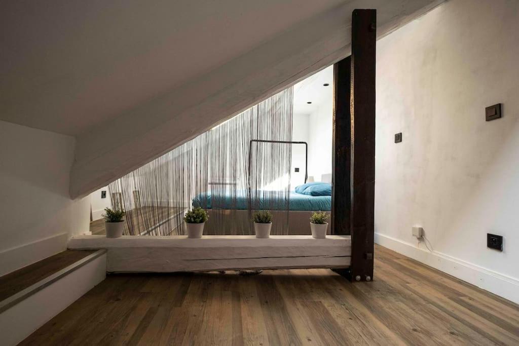 Cocon Sous Les Toits Apartamento Albertville Exterior foto