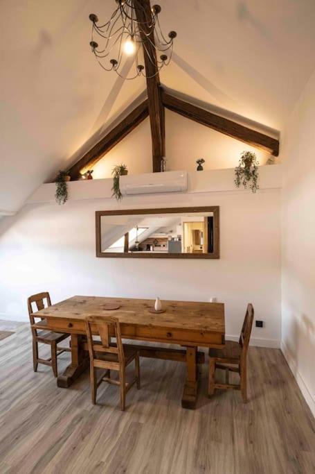 Cocon Sous Les Toits Apartamento Albertville Exterior foto