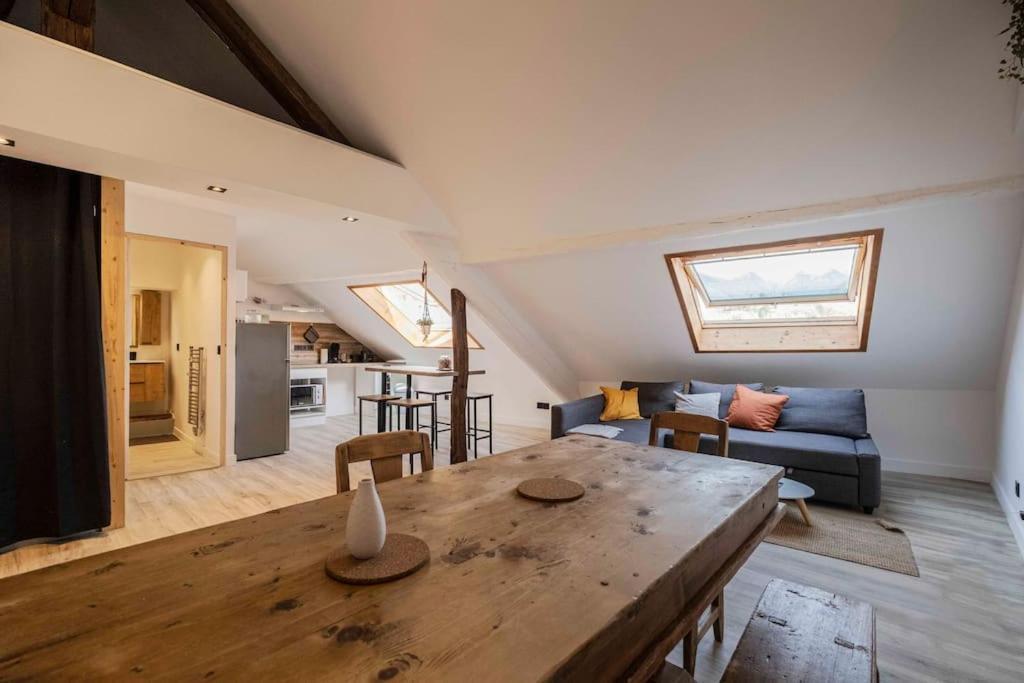 Cocon Sous Les Toits Apartamento Albertville Exterior foto